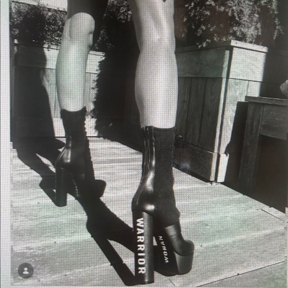 Brand New Ruthie Davis X Disney Mulan Warrior Boots. - Picture 11 of 11